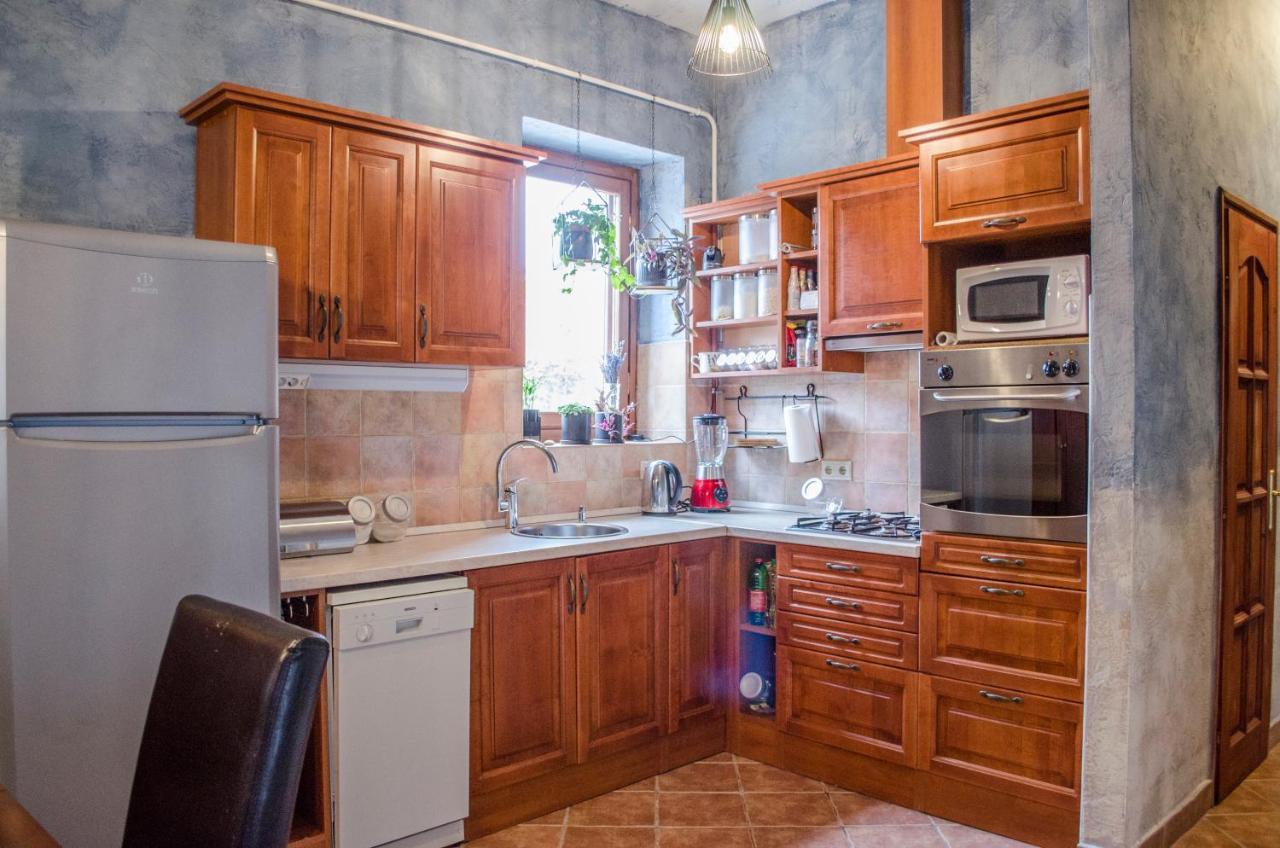 Kőház Apartman Veszprém Exterior foto