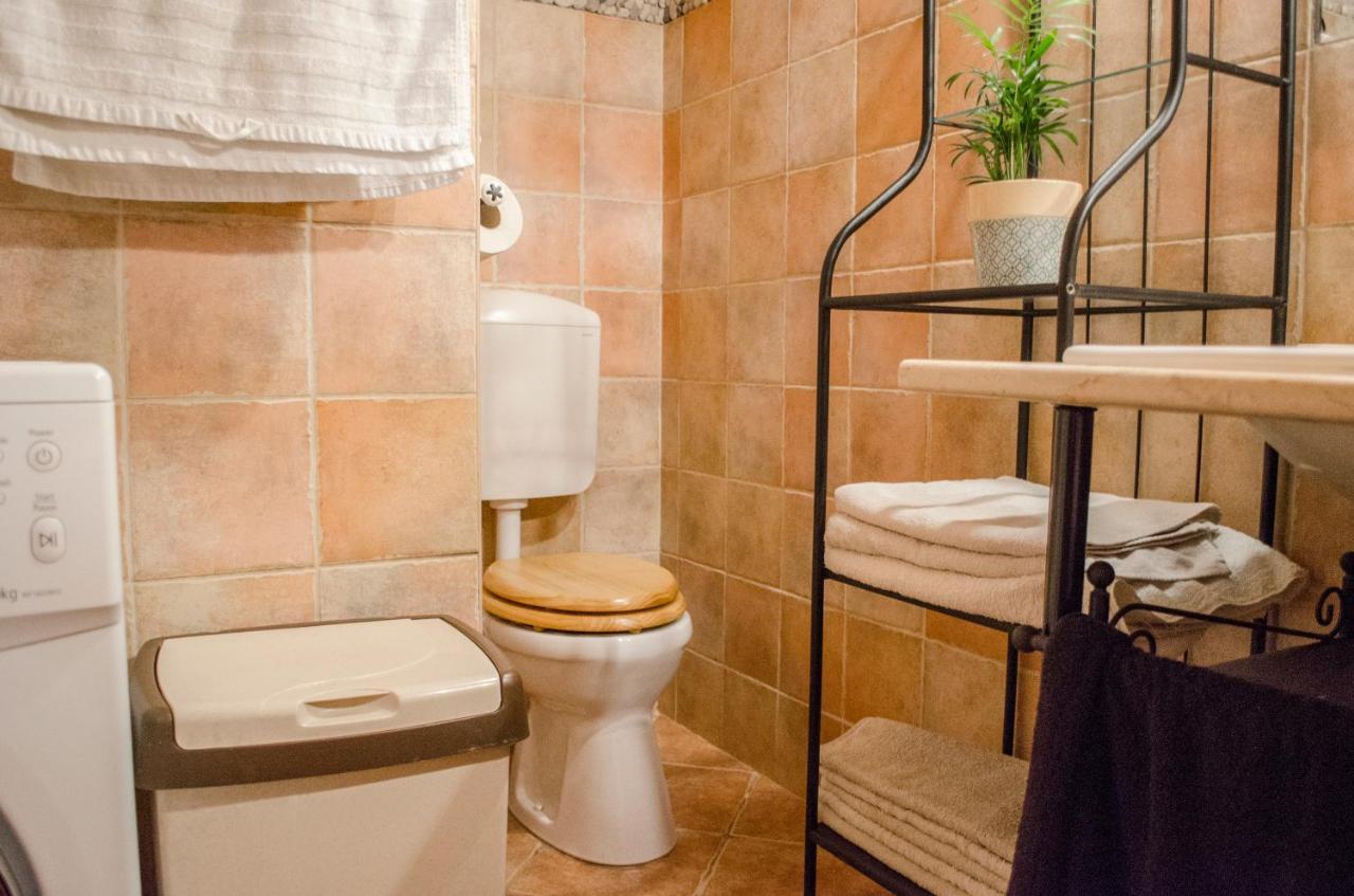 Kőház Apartman Veszprém Exterior foto