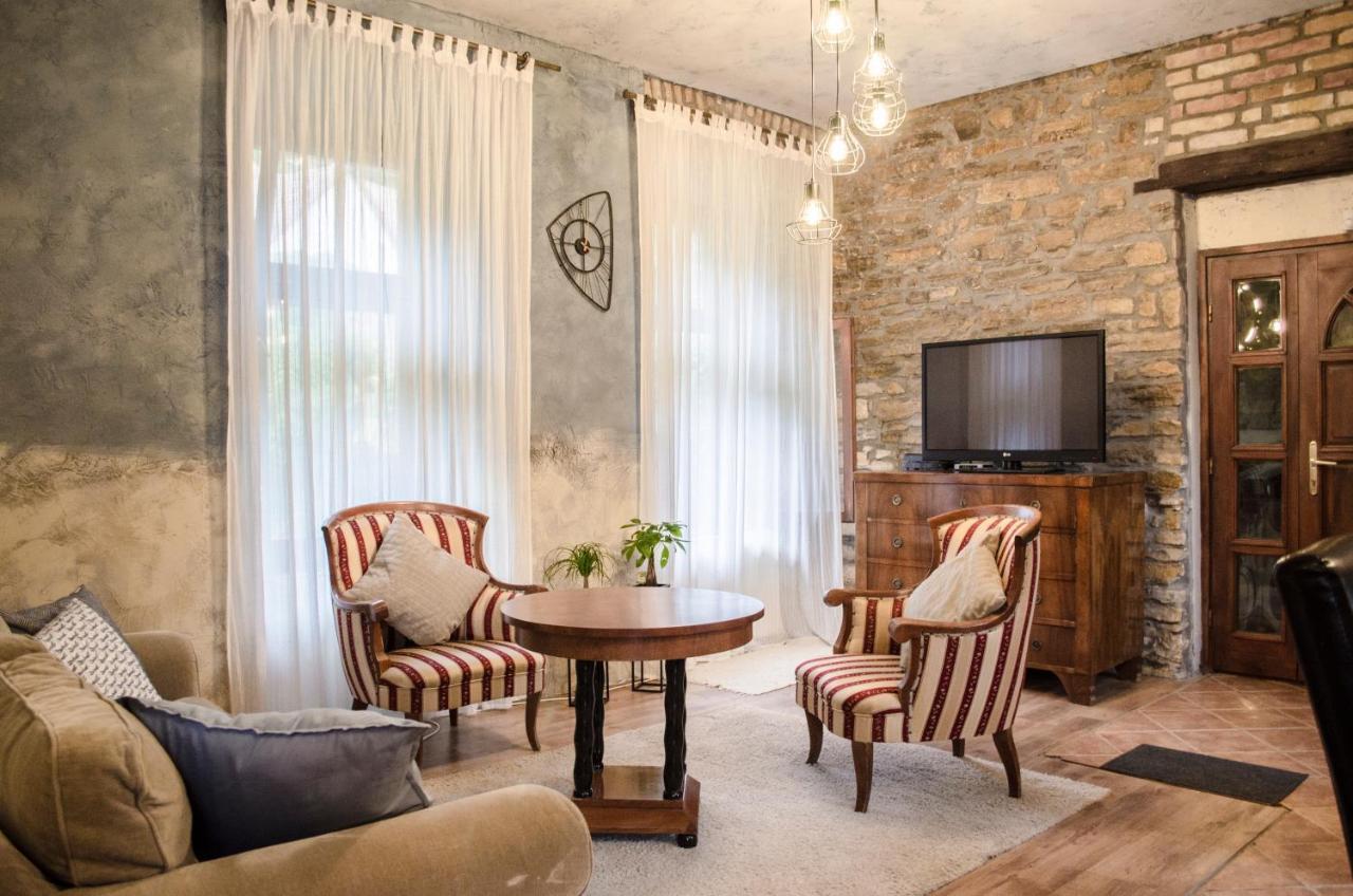 Kőház Apartman Veszprém Exterior foto