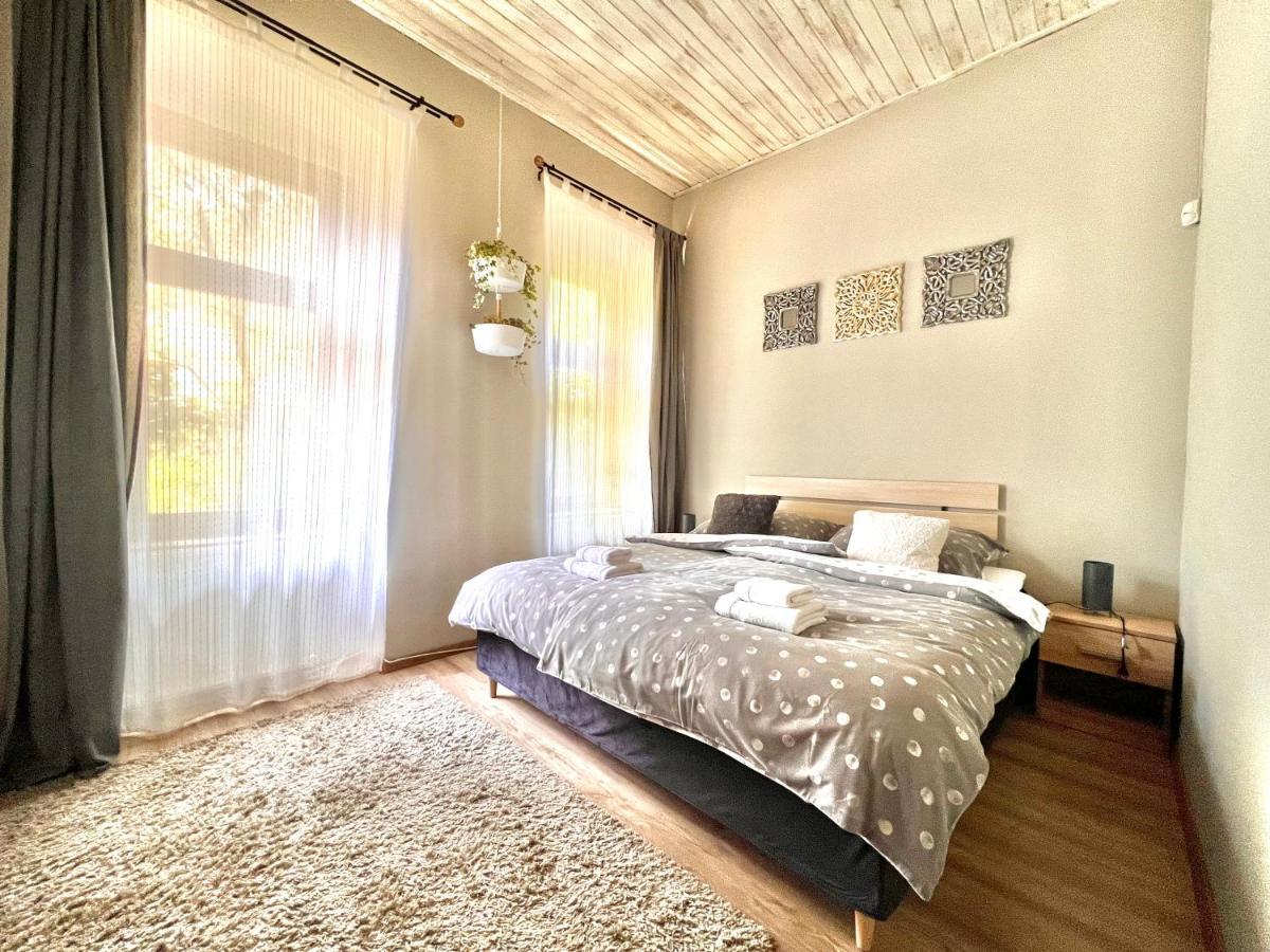 Kőház Apartman Veszprém Exterior foto
